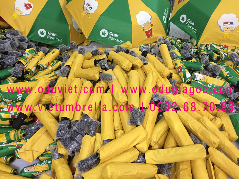 xưởng sản xuất ô dù cầm tay in logo quảng cáo